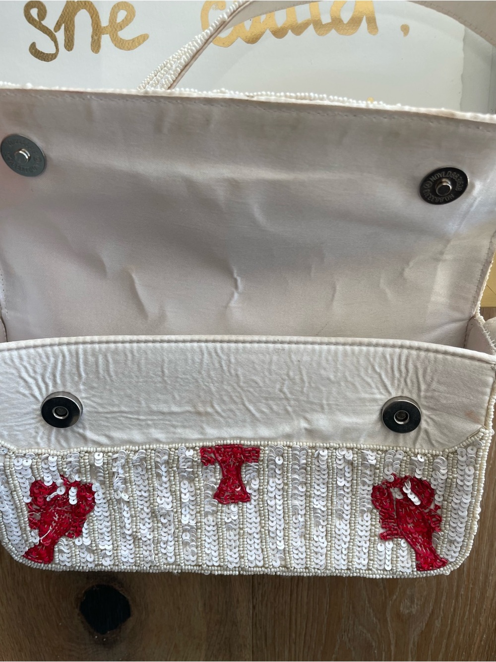 Viral Handcrafted Beaded/Sequin Lobster Shoulder Bag - White with Red Lobsters - Picture 6 of 13